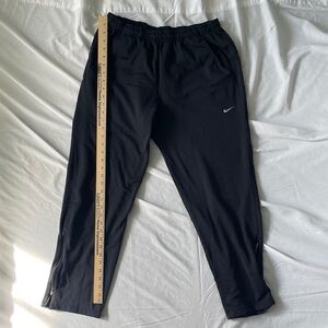 Nike dri fit boys size large Black Athletic Pants